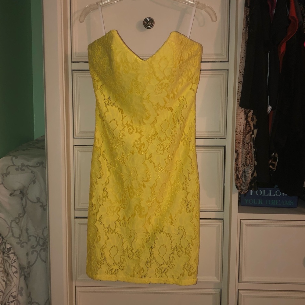 Bebe Lace Bodycon Yellow Dress